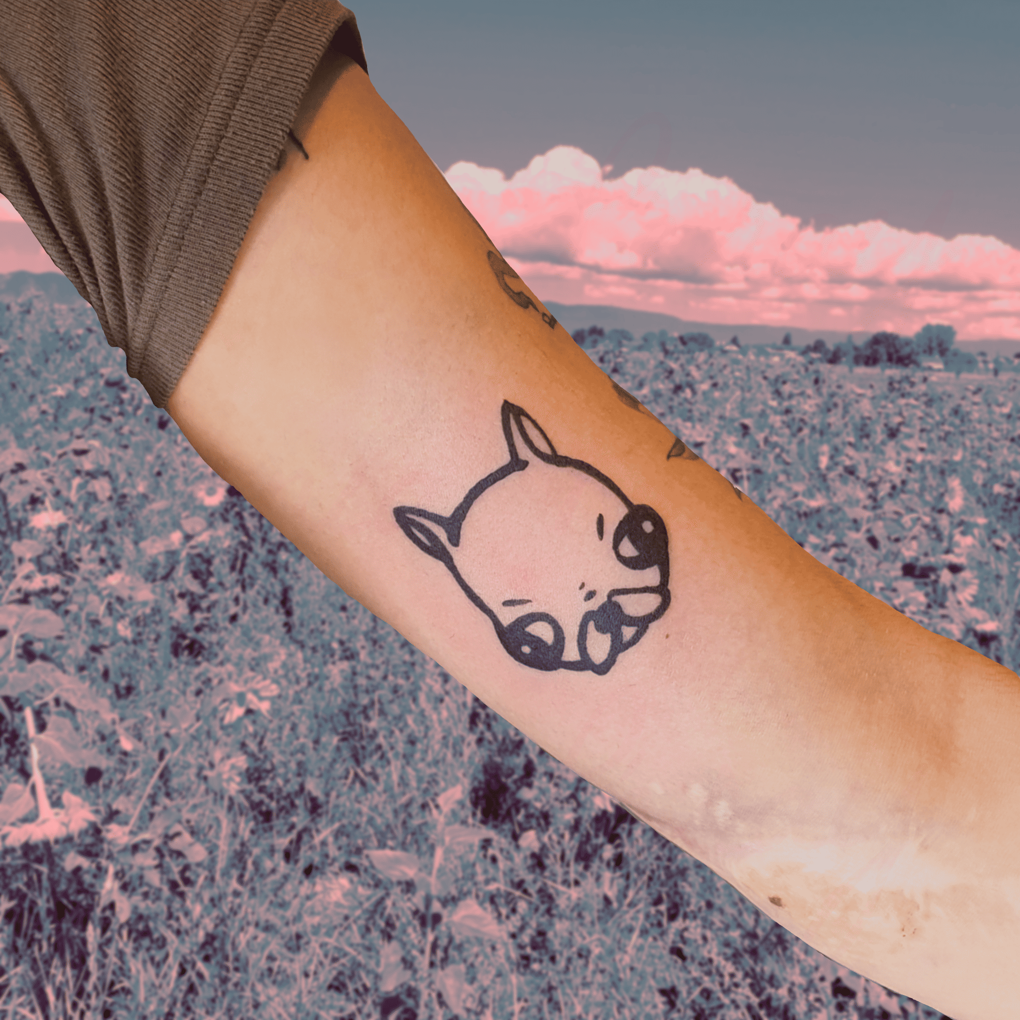 Tatouage de la tête d'un chihuahua